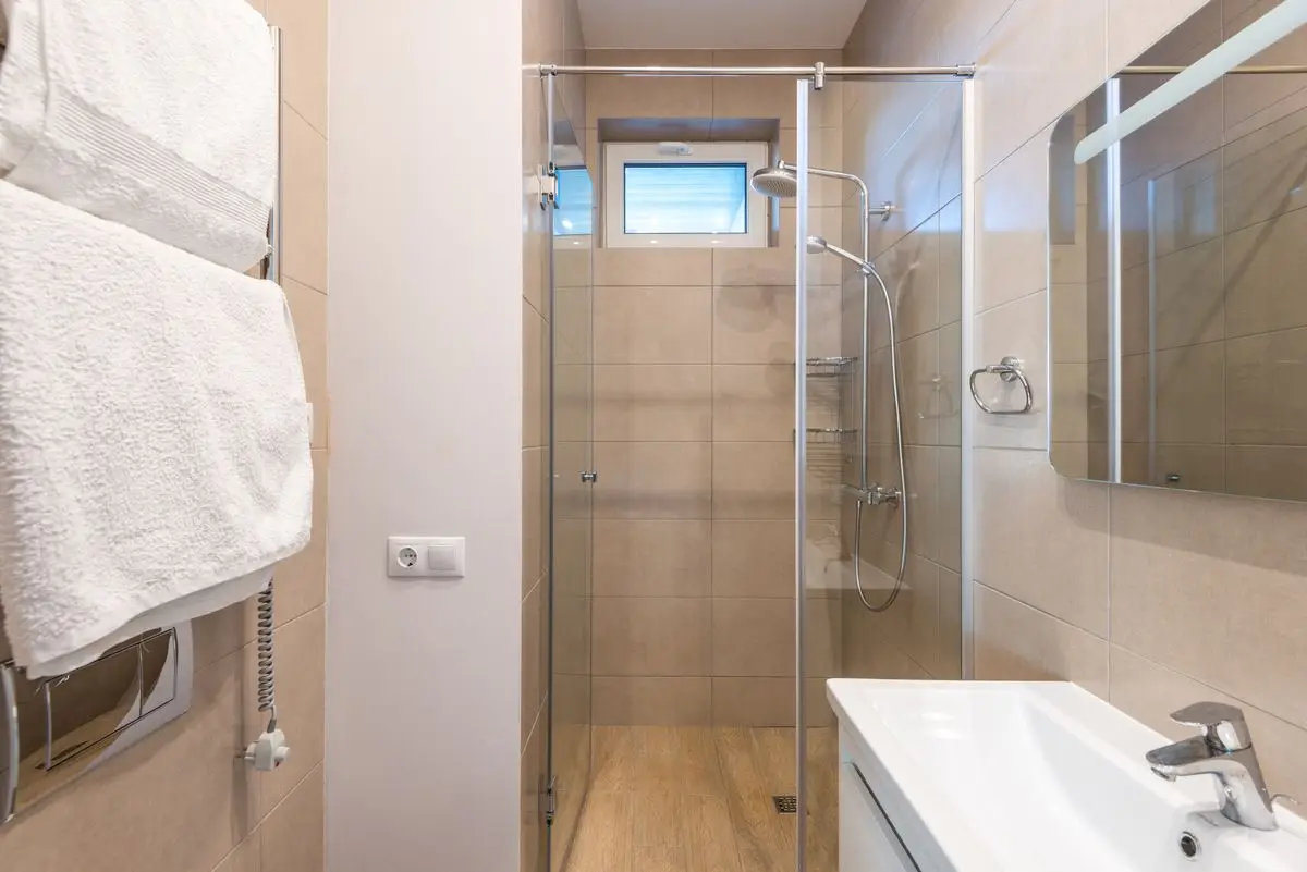 Salles de bains & sanitaires — ND Nettoyage
